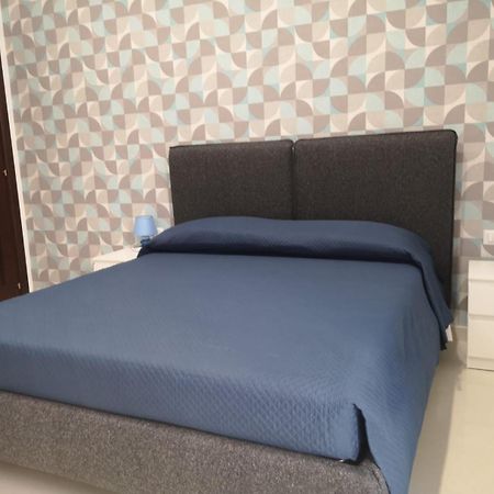 Tulla'S Hotell Giardini Naxos Eksteriør bilde