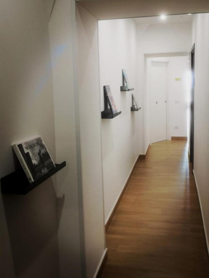 Tulla'S Hotell Giardini Naxos Eksteriør bilde