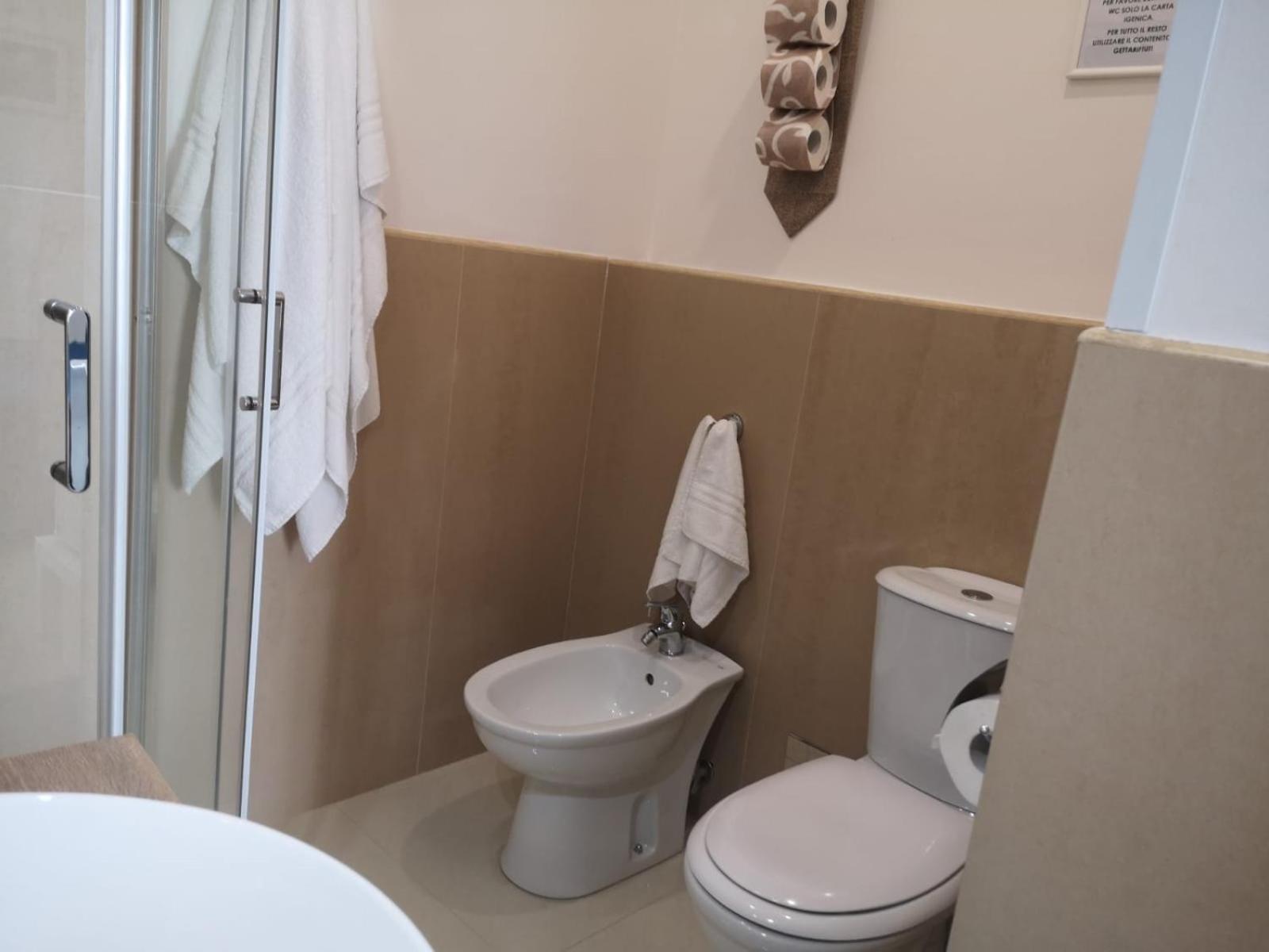 Tulla'S Hotell Giardini Naxos Eksteriør bilde
